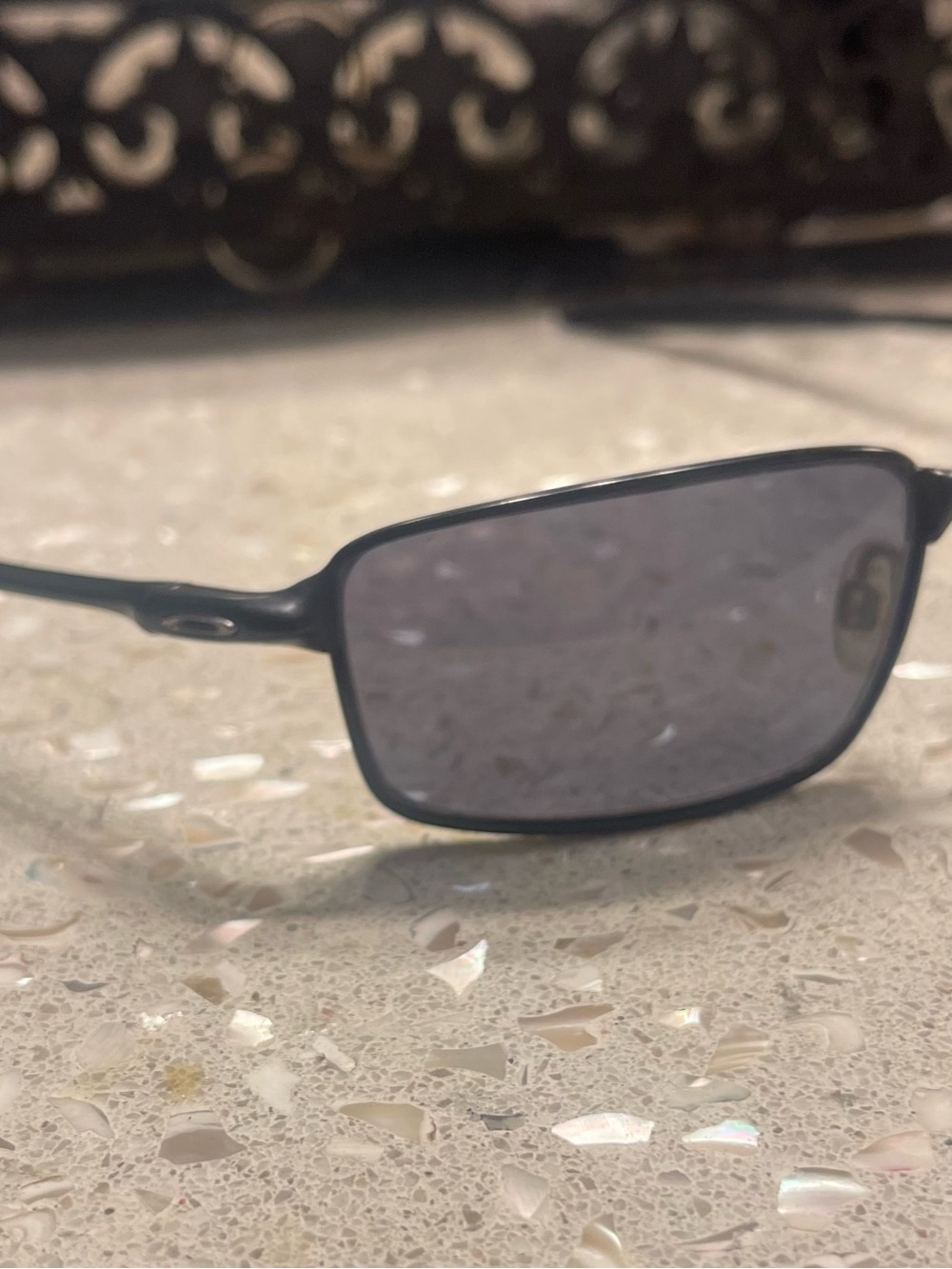 Oakley Sunglasses Square Wire
Metal
Black
Has prescription lens - Picture 2 of 6